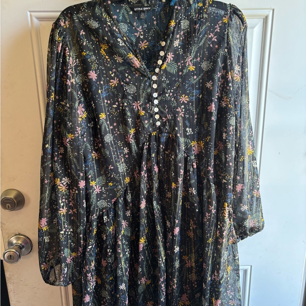 Style Envy Black Floral Button-Front Mini Dress